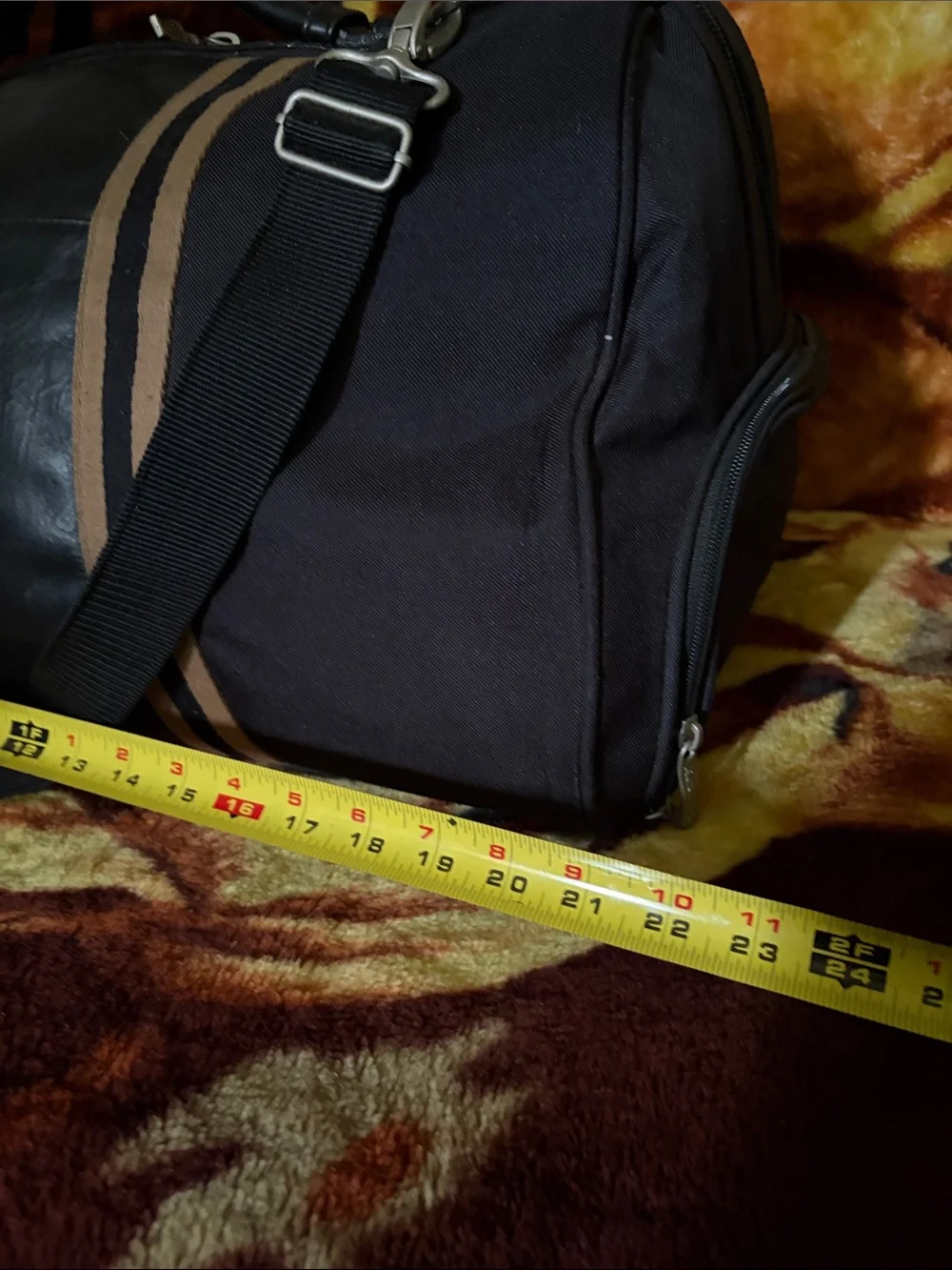 Vintage Rebook Men's Leather Black Travel Gym Duffel Bag with Tan Stripes